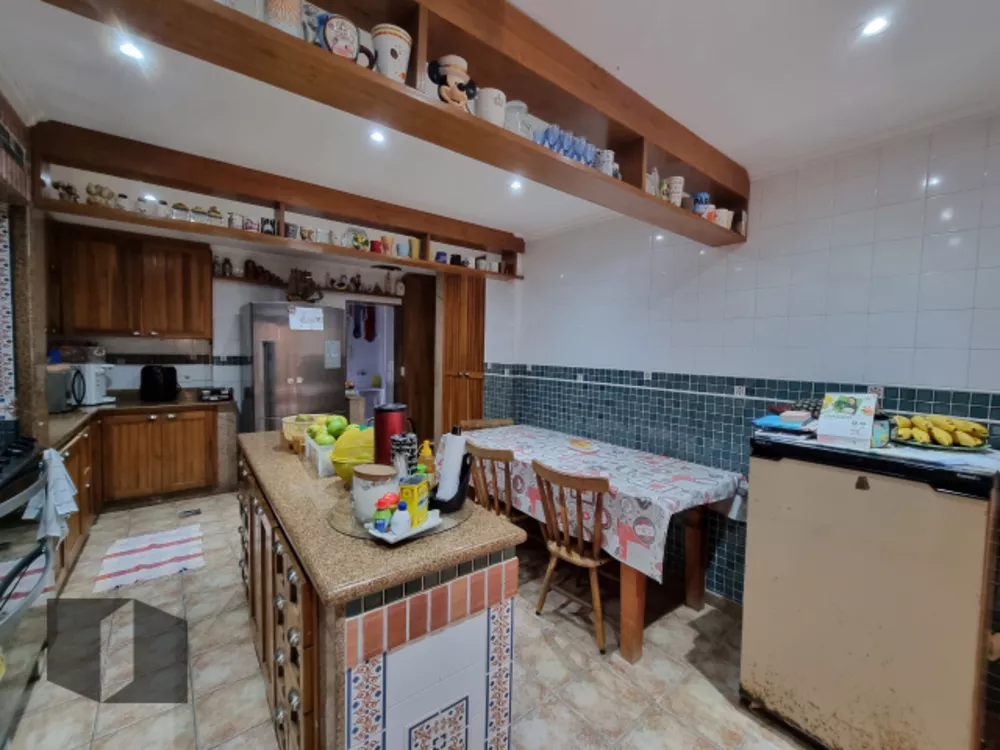 Casa, 4 quartos, 250 m² - Foto 37