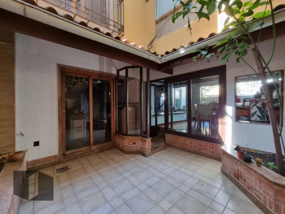 Casa, 4 quartos, 250 m² - Foto 12