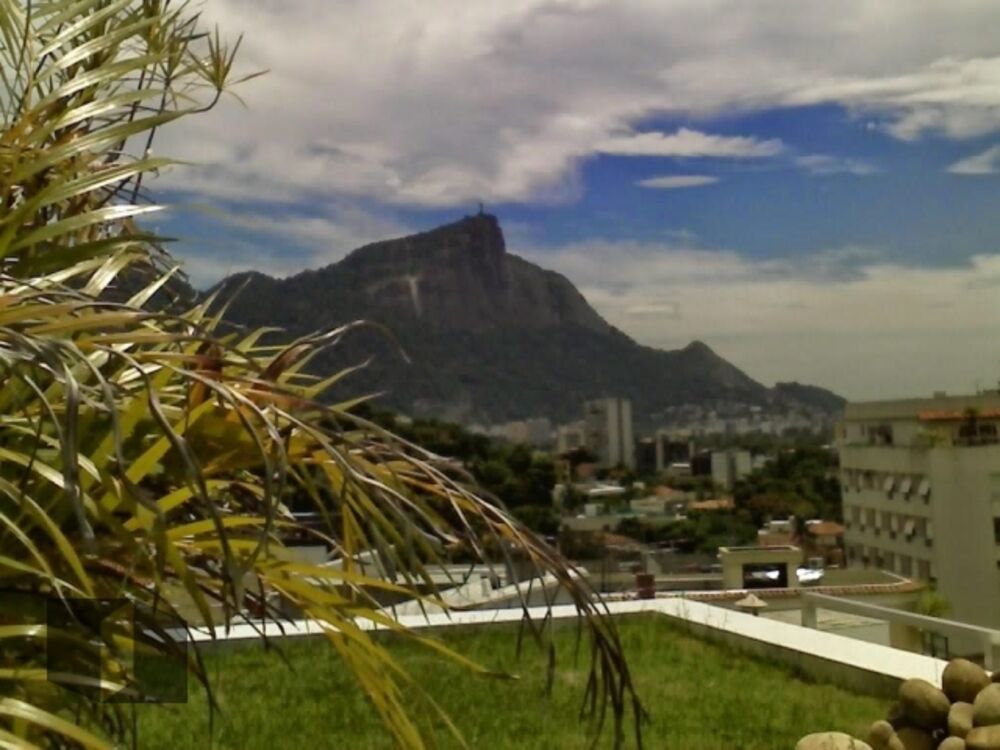 Cobertura à venda com 2 quartos, 142m² - Foto 2