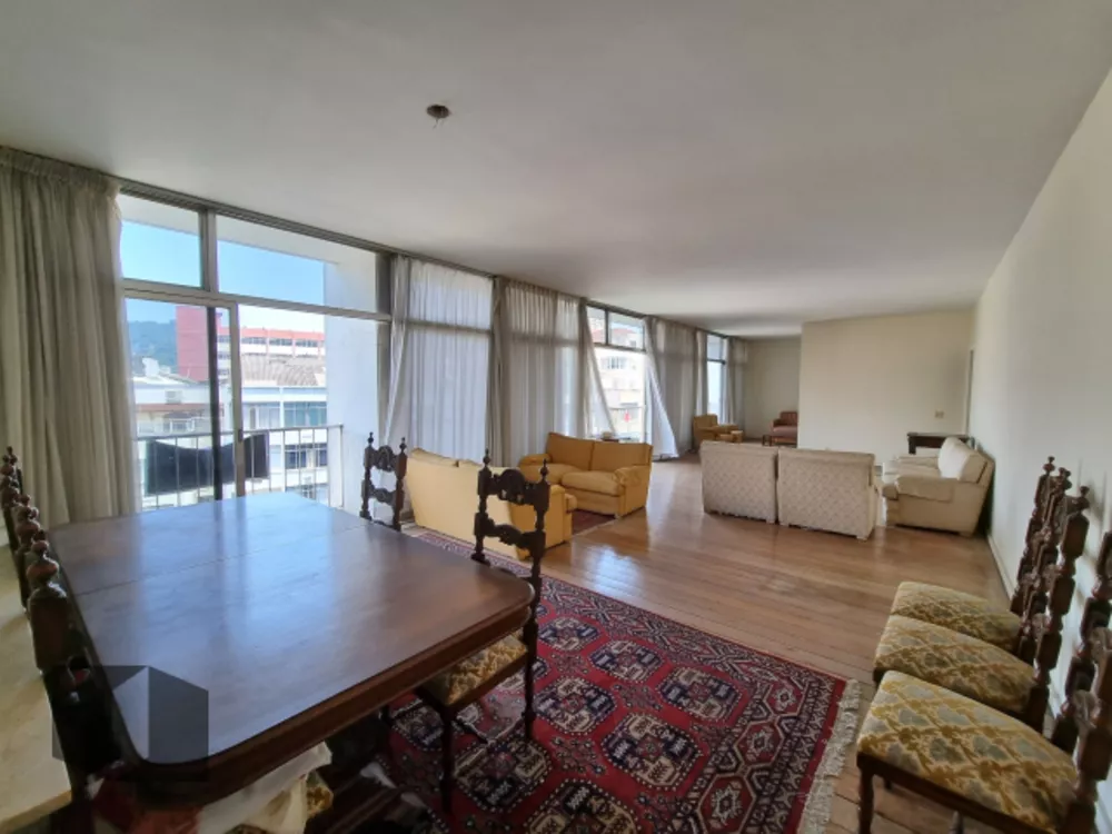 Apartamento à venda com 5 quartos, 300m² - Foto 1