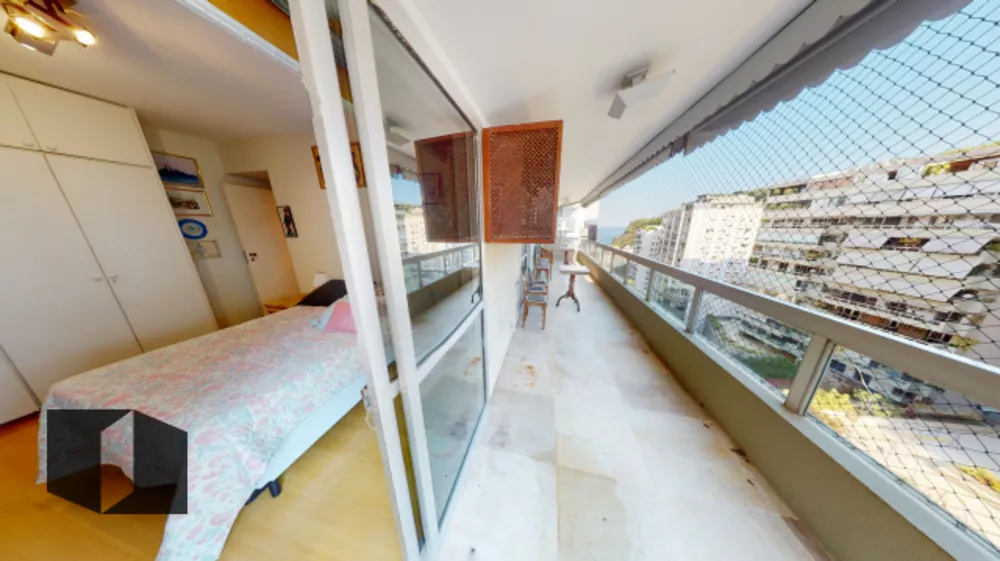 Apartamento à venda com 4 quartos, 153m² - Foto 2