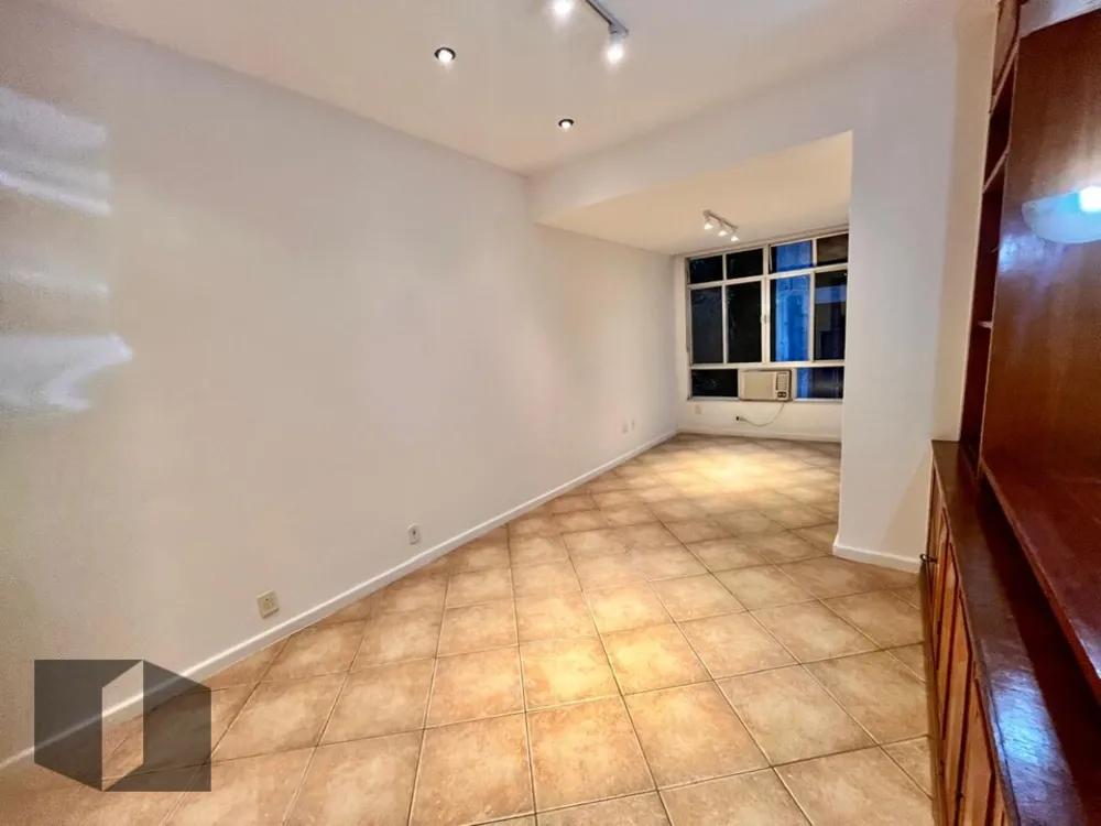 Apartamento, 2 quartos, 70 m² - Foto 2