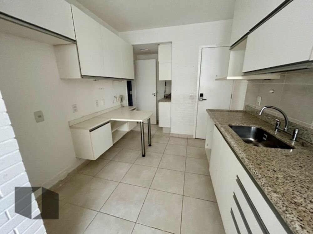 Apartamento à venda com 3 quartos, 112m² - Foto 8
