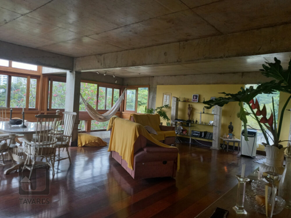 Casa à venda com 4 quartos, 521m² - Foto 2