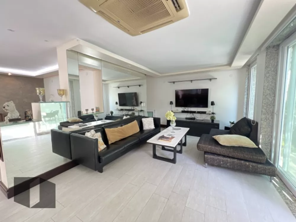 Casa, 5 quartos, 325 m² - Foto 1