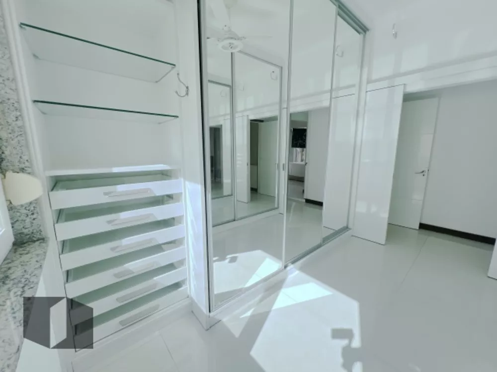 Casa, 5 quartos, 325 m² - Foto 32