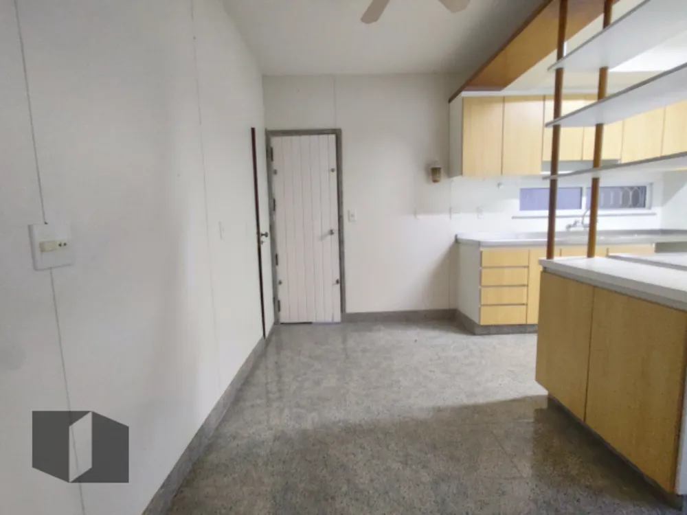 Casa, 4 quartos, 376 m² - Foto 9
