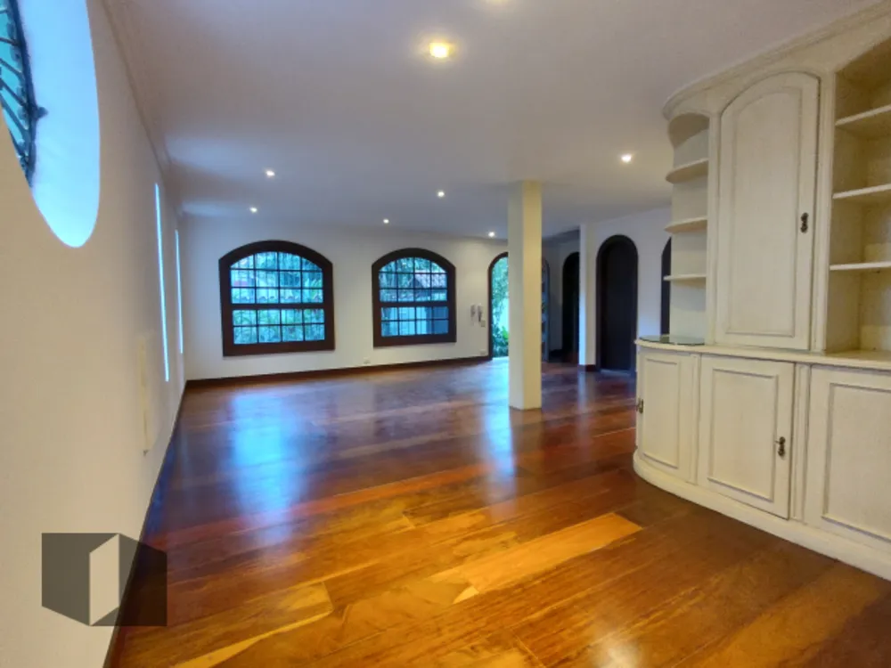Casa, 4 quartos, 376 m² - Foto 2