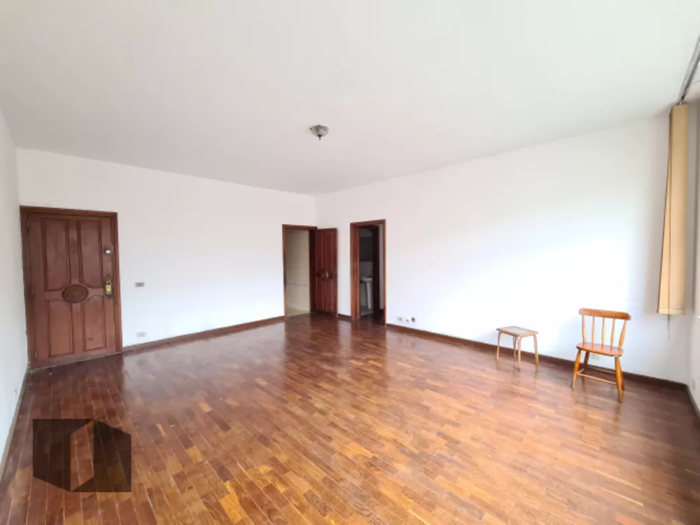 Apartamento à venda com 3 quartos, 110m² - Foto 2