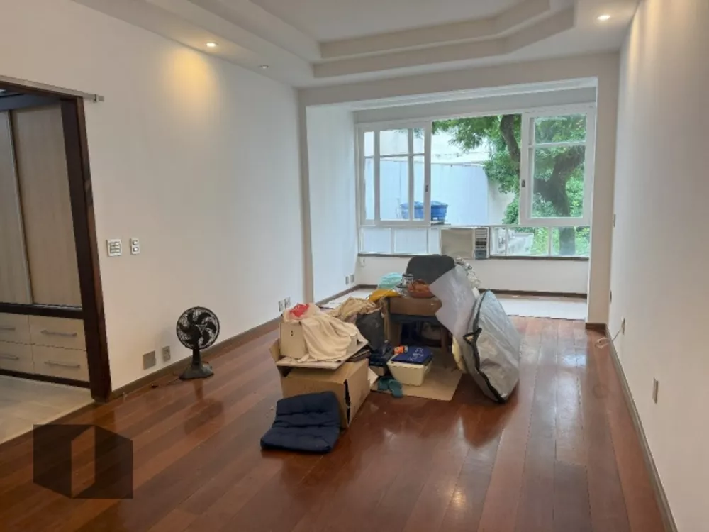 Apartamento à venda com 3 quartos, 98m² - Foto 3