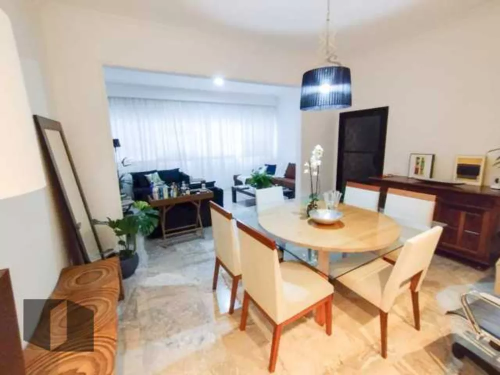 Apartamento à venda com 3 quartos, 137m² - Foto 1