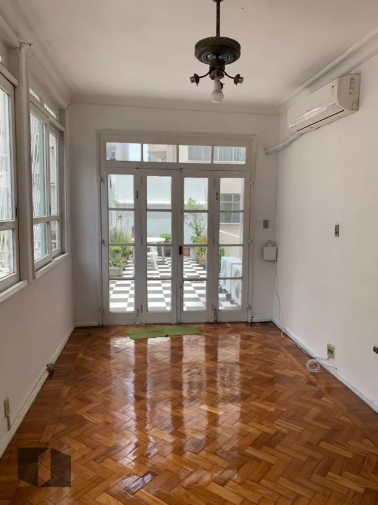 Apartamento à venda com 3 quartos, 143m² - Foto 1