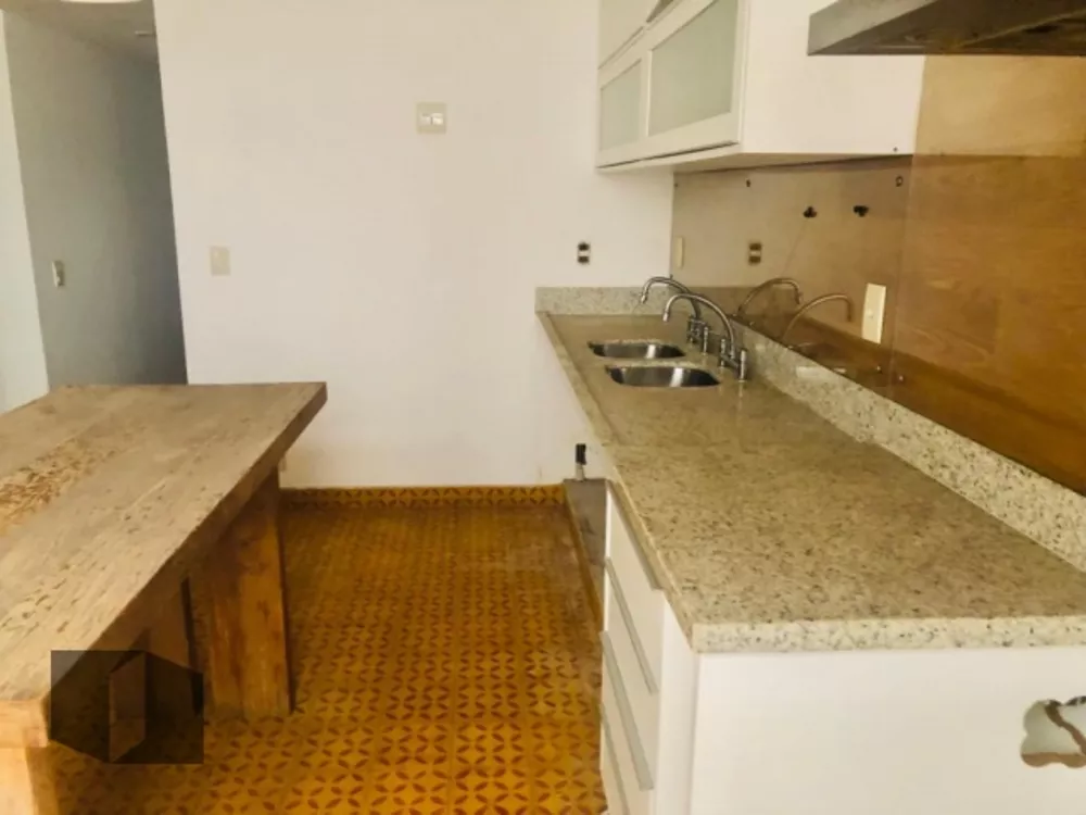 Apartamento à venda com 4 quartos, 176m² - Foto 19