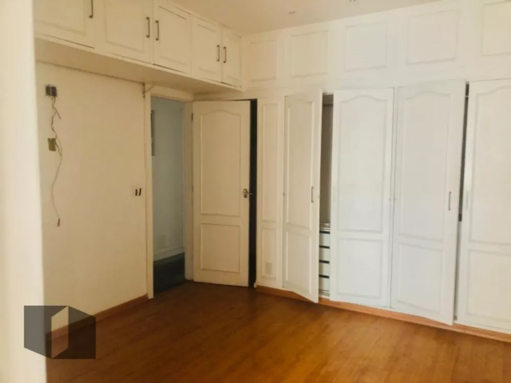 Apartamento à venda com 4 quartos, 176m² - Foto 12