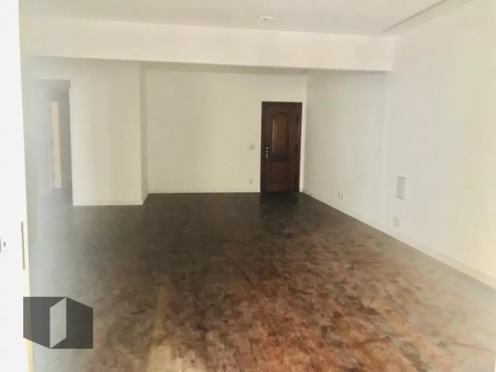 Apartamento à venda com 4 quartos, 176m² - Foto 1