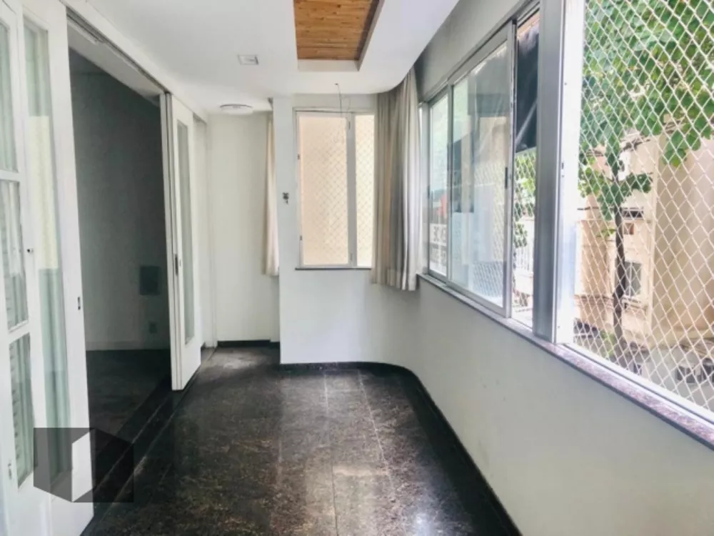 Apartamento à venda com 4 quartos, 176m² - Foto 5