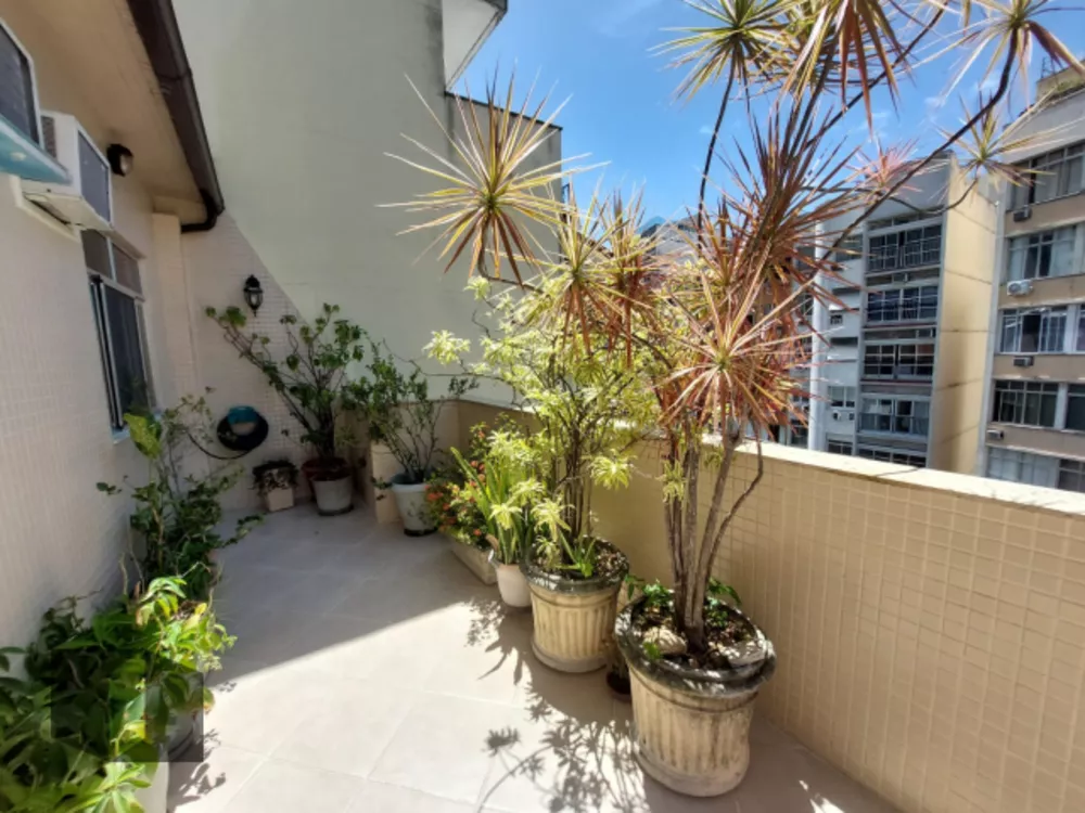 Apartamento à venda com 4 quartos, 137m² - Foto 4