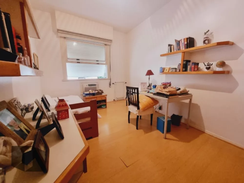 Apartamento à venda com 3 quartos, 125m² - Foto 7