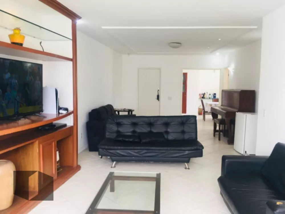 Apartamento à venda com 3 quartos, 152m² - Foto 2