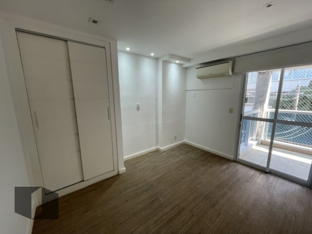 Cobertura à venda com 2 quartos, 176m² - Foto 3