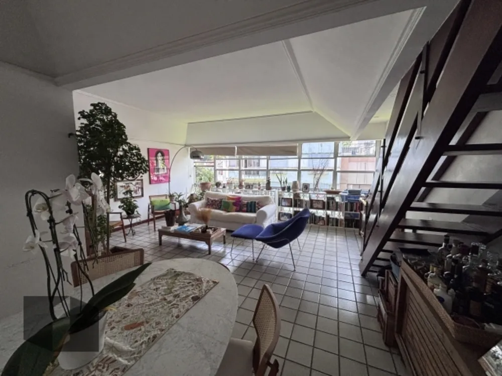 Cobertura, 3 quartos, 238 m² - Foto 4