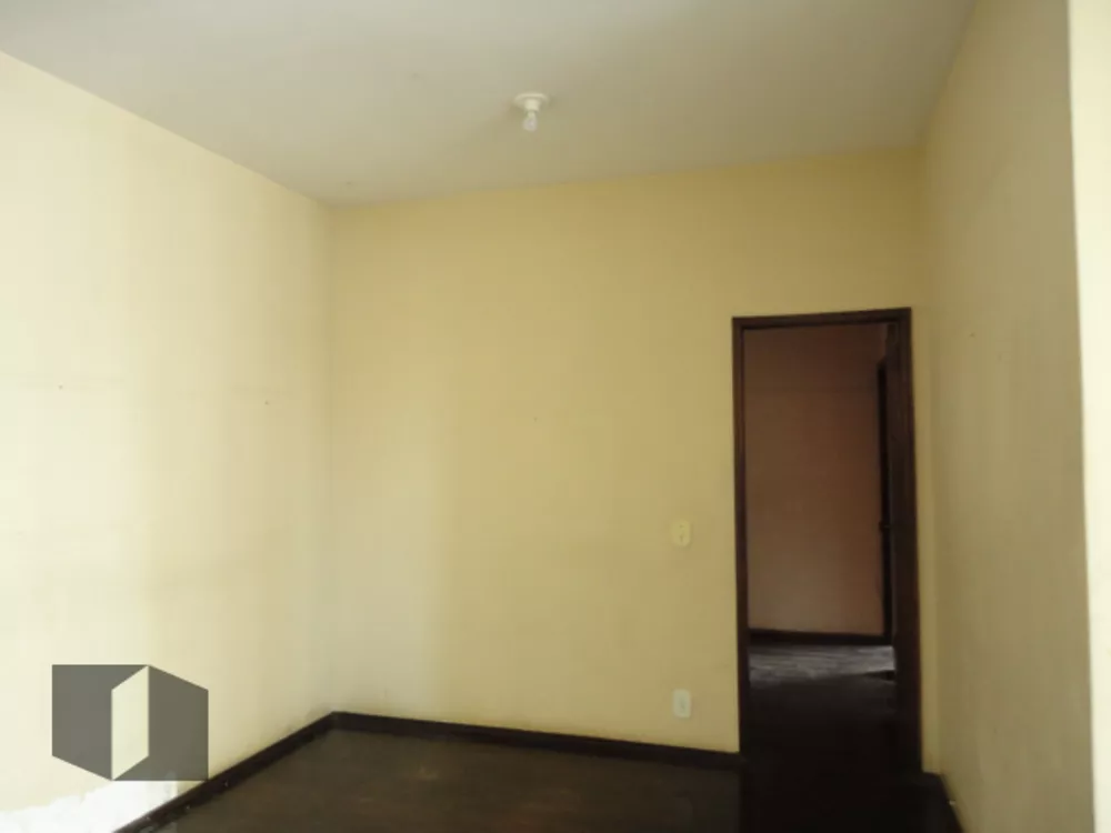 Apartamento à venda com 3 quartos, 112m² - Foto 3