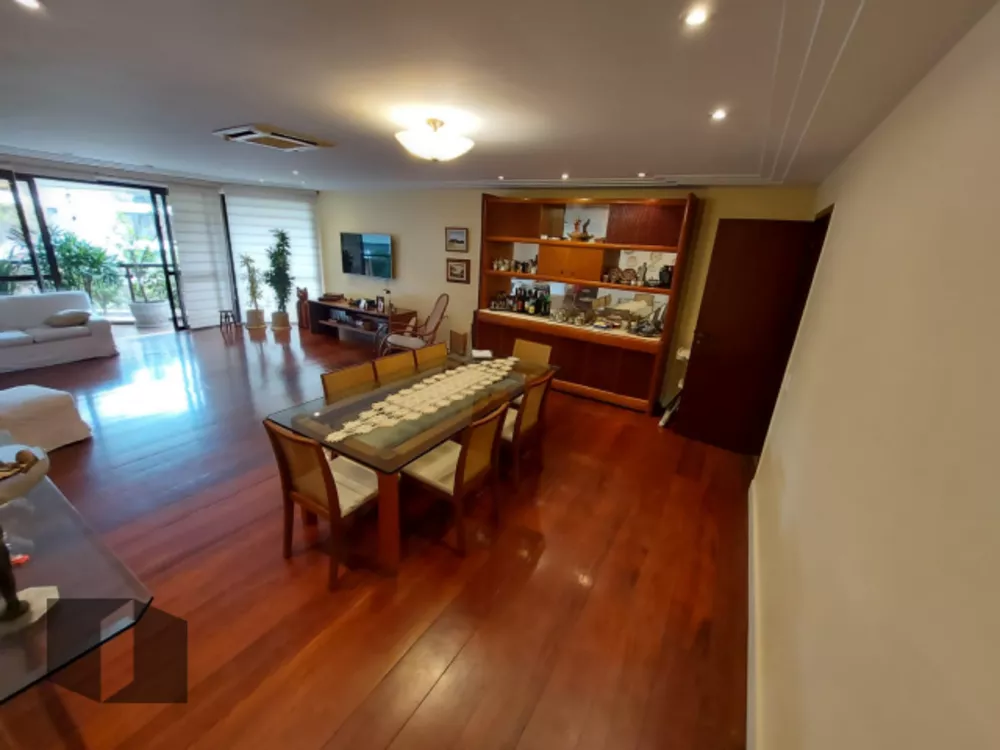 Apartamento, 4 quartos, 252 m² - Foto 9