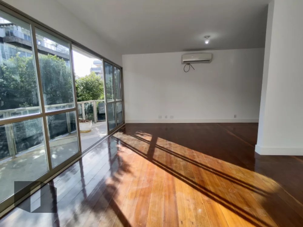 Apartamento à venda com 3 quartos, 150m² - Foto 6