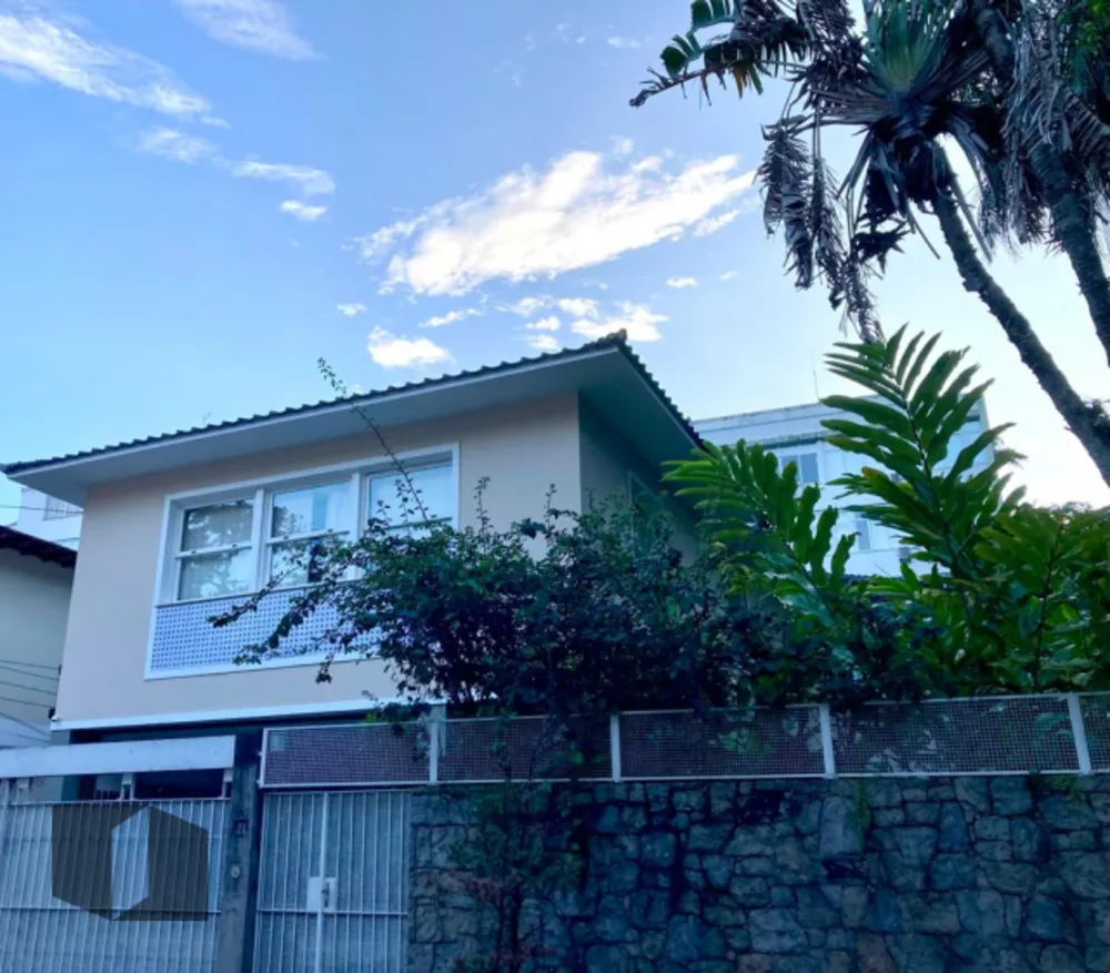 Casa, 6 quartos, 547 m² - Foto 1