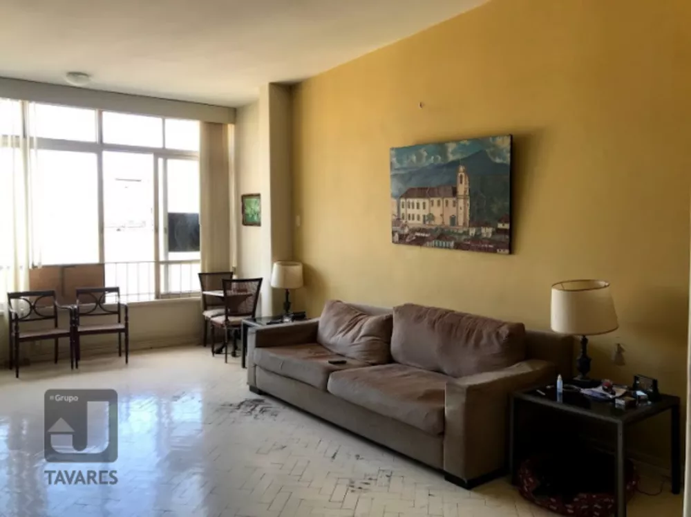 Apartamento à venda com 3 quartos, 174m² - Foto 1