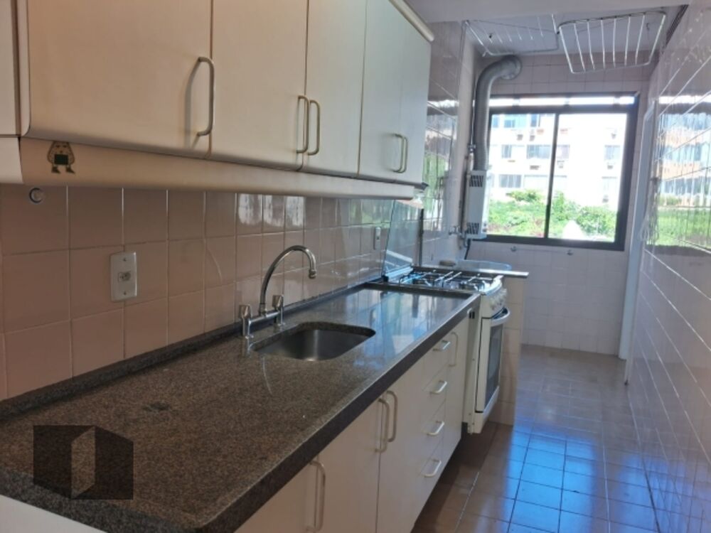 Apartamento à venda com 2 quartos, 83m² - Foto 14