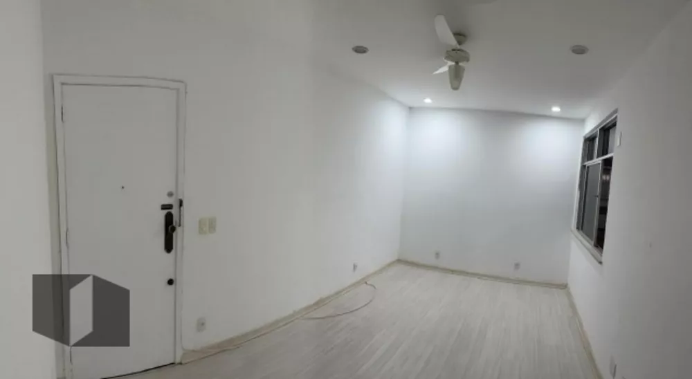 Apartamento à venda com 1 quarto, 43m² - Foto 1