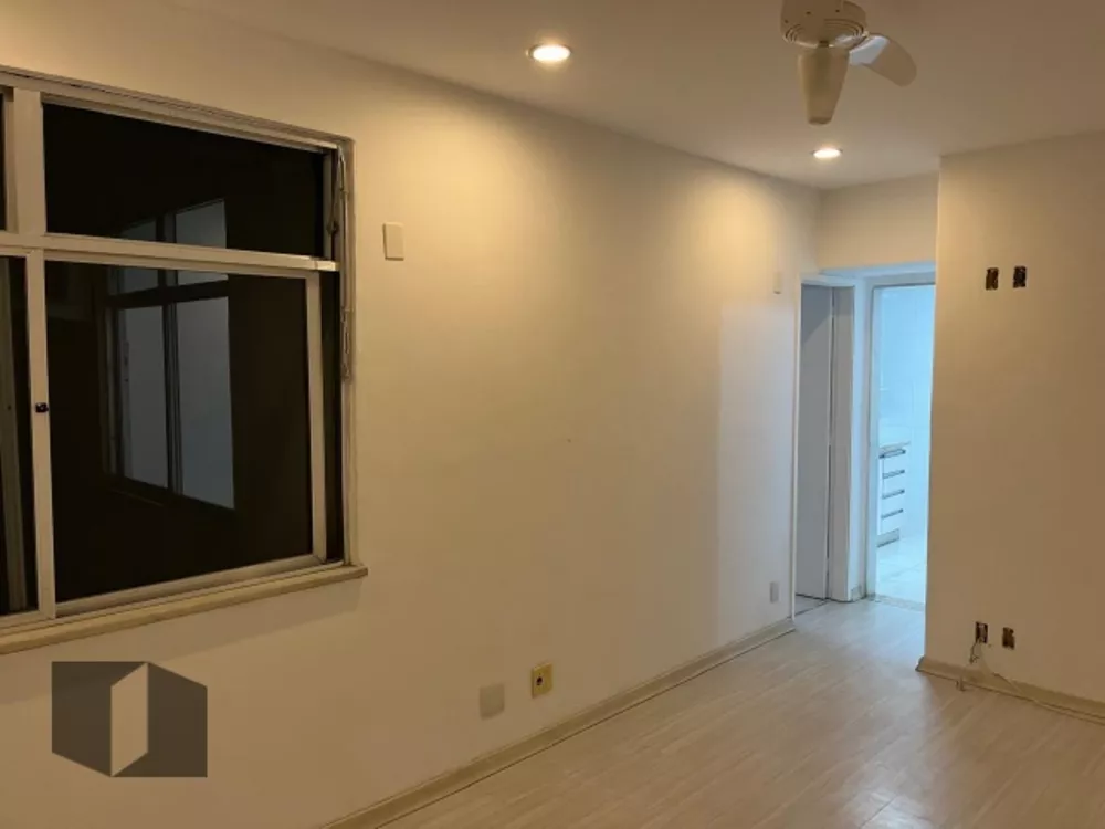 Apartamento à venda com 1 quarto, 43m² - Foto 4