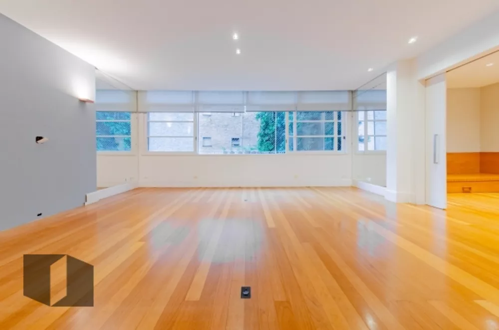Apartamento, 3 quartos, 131 m² - Foto 1