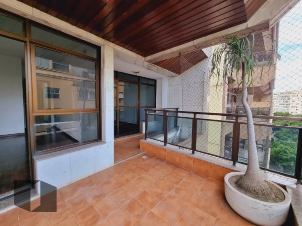 Apartamento, 3 quartos, 190 m² - Foto 4
