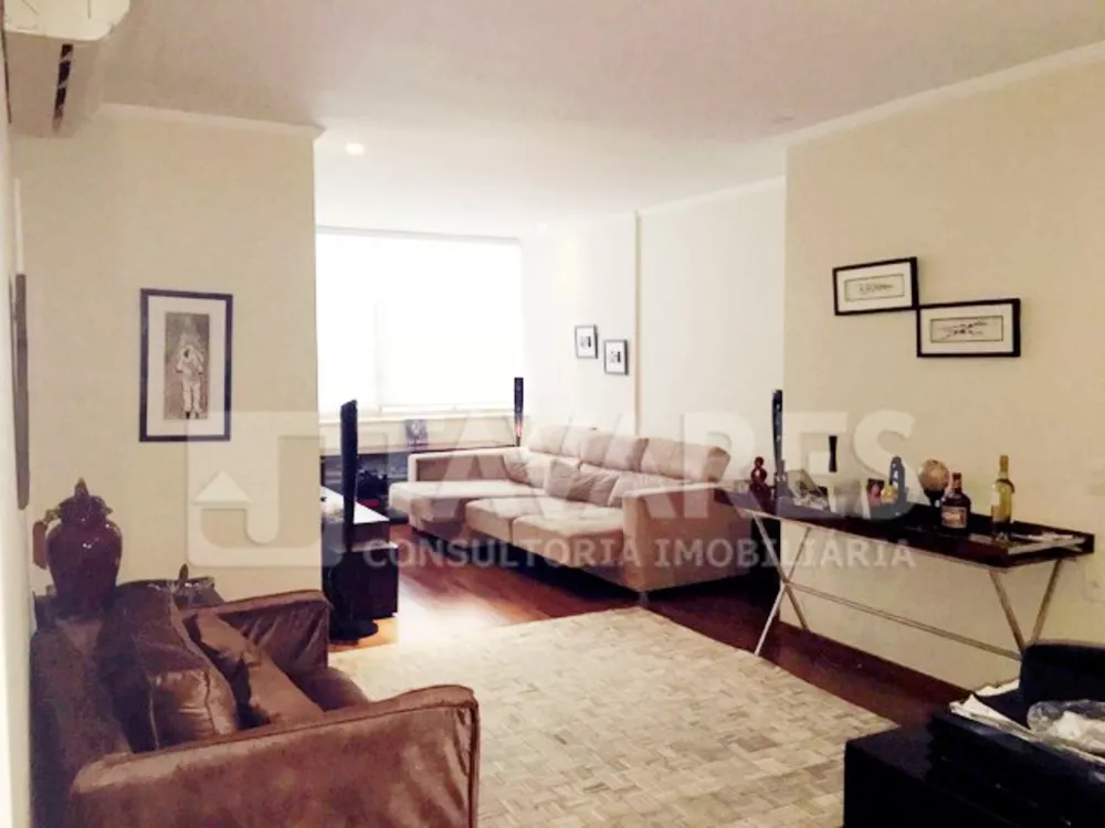 Apartamento à venda com 3 quartos, 101m² - Foto 1