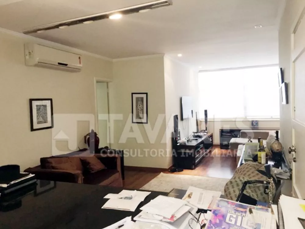 Apartamento à venda com 3 quartos, 101m² - Foto 2