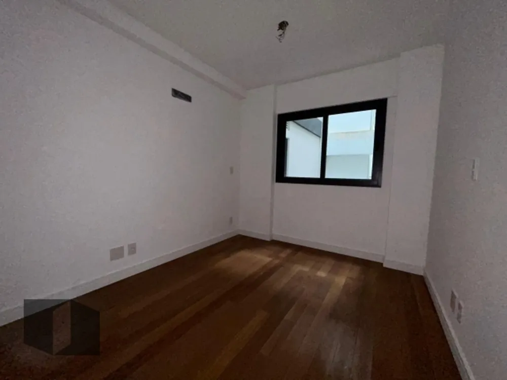 Apartamento, 4 quartos, 213 m² - Foto 2