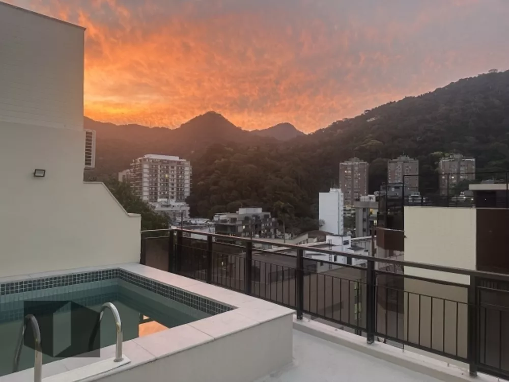 Cobertura, 4 quartos, 222 m² - Foto 1