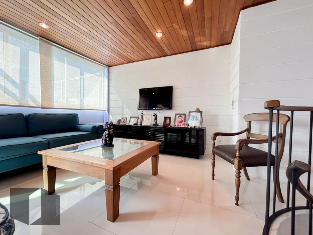 Cobertura, 3 quartos, 219 m² - Foto 21