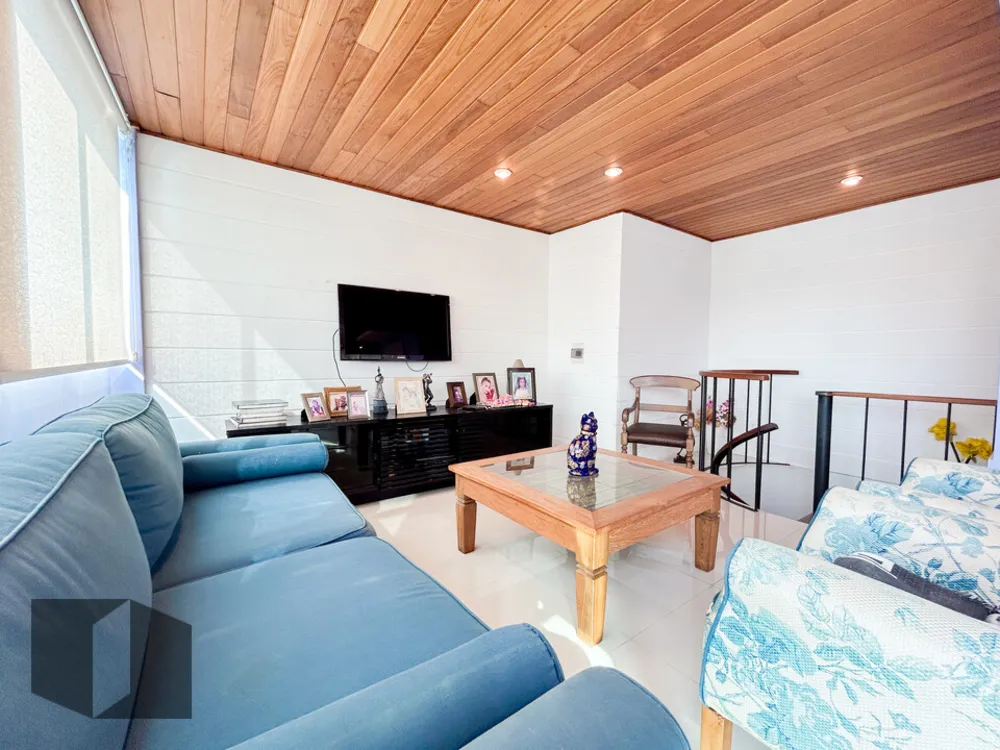 Cobertura, 3 quartos, 219 m² - Foto 17