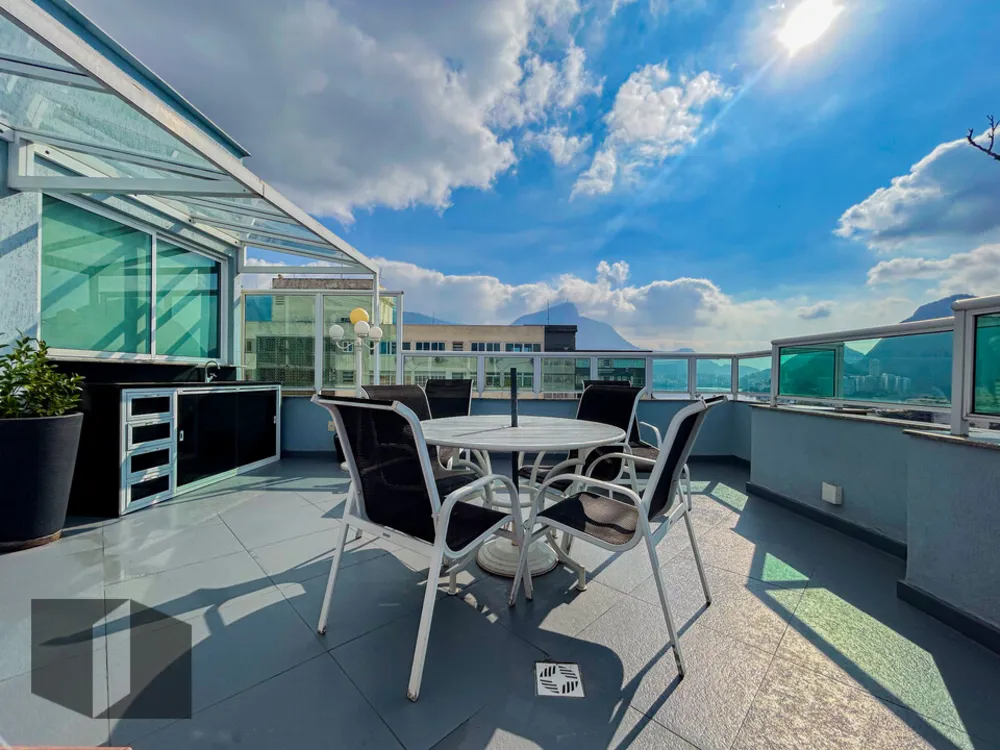 Cobertura, 3 quartos, 219 m² - Foto 6