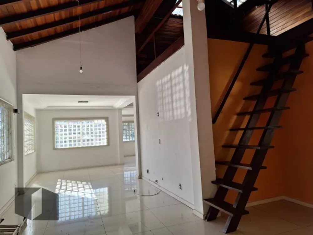 Casa, 4 quartos, 245 m² - Foto 32