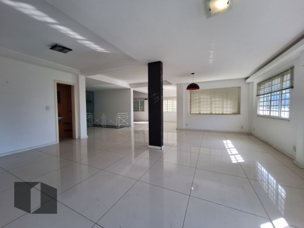 Casa, 4 quartos, 245 m² - Foto 8