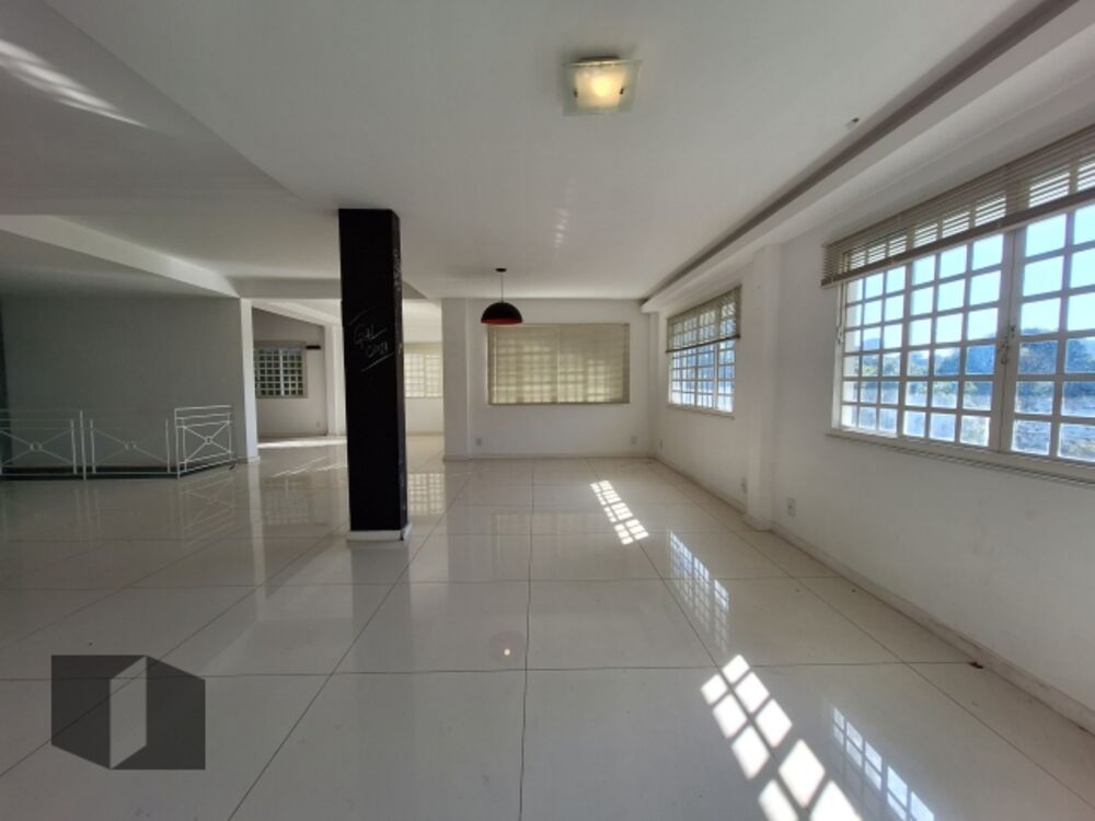 Casa, 4 quartos, 245 m² - Foto 10