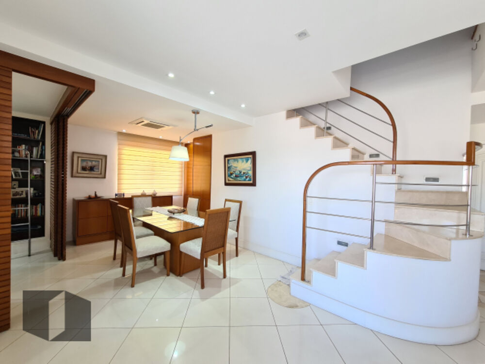 Cobertura, 4 quartos, 207 m² - Foto 2