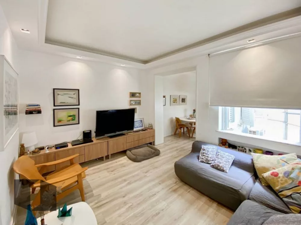 Apartamento à venda com 2 quartos, 67m² - Foto 1