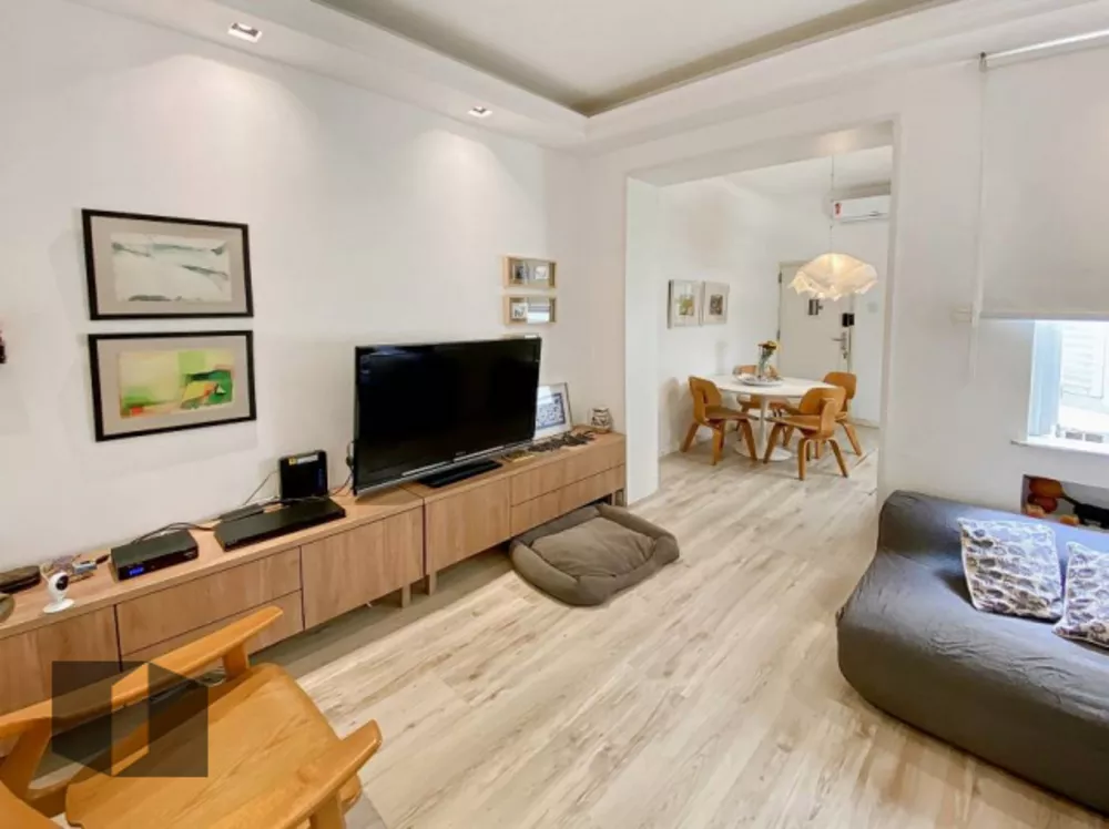 Apartamento à venda com 2 quartos, 67m² - Foto 2