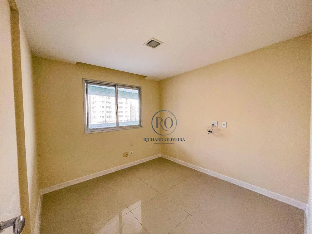 Apartamento, 3 quartos, 140 m² - Foto 1