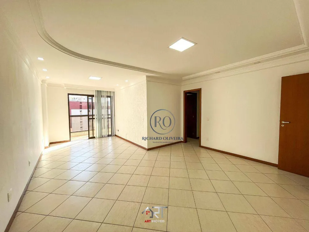 Apartamento, 3 quartos, 140 m² - Foto 2